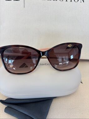 Liz Claiborne Tortoiseshell Frame Brown Gradient Lens Sunglasses